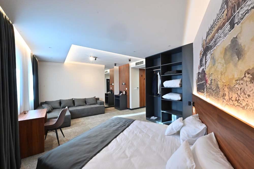 Tvrdjava Rooms - Novi Sad Exteriör bild